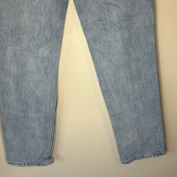 KanCan Light Wash Distressed Mom Jean Size 7 / 27 - Picture 11 of 12